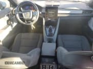 ✅ 2023 Polestar 2 • VIN: YSMEG3KA4PL140851 • Lot: 89900875. Wystawiony na Copart z przebiegiem 38 928 mil. Bezpłatny archiwum sprzedaży aukcyjnych z USA i szczegółowy raport historii pojazdu na DreamBid. Zdjęcie 8.