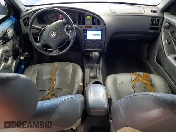 ✅ 2005 Hyundai Elantra GLS • VIN: KMHDN46D75U988247 • Lot: 48131775. Wystawiony na Copart z przebiegiem 166 864 mil. Bezpłatny archiwum sprzedaży aukcyjnych z USA i szczegółowy raport historii pojazdu na DreamBid. Zdjęcie 8.