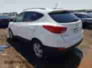 2013 Hyundai Tucson GLS z VIN KM8JU3AC3DU750666, wystawiony jako Copart lot #62409444 z przebiegiem 146 527 mil mil oraz Szkoda całkowita • Salvage title. Historia ofert i sprzedaży dostępna na DreamBid. Obrazek 2.