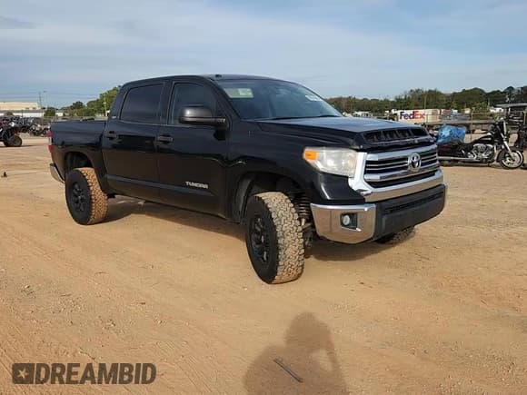 ✅ 2017 Toyota Tundra SR5 • VIN: 5TFEM5F19HX110166 • Lot: 89914345. Wystawiony na Copart z przebiegiem 191 859 mil. Bezpłatny archiwum sprzedaży aukcyjnych z USA i szczegółowy raport historii pojazdu na DreamBid. Zdjęcie 13.