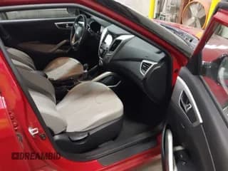 ✅ 2012 Hyundai Veloster w/Gray Int • VIN: KMHTC6AD0CU023182 • Lot: 41129872. Wystawiony na IAAI z przebiegiem 85 392 mil. Bezpłatny archiwum sprzedaży aukcyjnych z USA i szczegółowy raport historii pojazdu na DreamBid. Zdjęcie 5.