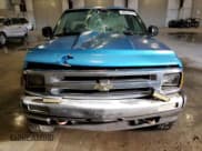 ✅ 1994 Chevrolet S-10 • VIN: 1GCCT14WXR8201833 • Lot: 80542975. Listed on Copart with 228,936 mi. Free auction sales archive from the USA and detailed vehicle history report at DreamBid. Image 5.