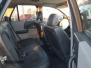 ✅ 2005 Saturn VUE • VIN: 5GZCZ53495S859628 • Lot: 41261997. Wystawiony na IAAI z przebiegiem 124 561 mil. Bezpłatny archiwum sprzedaży aukcyjnych z USA i szczegółowy raport historii pojazdu na DreamBid. Zdjęcie 8.