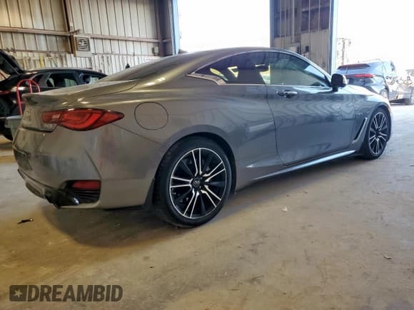 ✅ 2018 Infiniti Q60 Sport • VIN: JN1EV7EK7JM340074 • Лот: 82206985. Опубликован ранее на Copart с пробегом 34 540 миль. Бесплатный доступ к архиву аукционных продаж из США и подробный отчёт об истории автомобиля на DreamBid. Изображение 3.