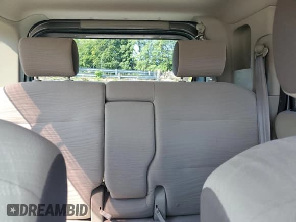 ✅ 2011 Nissan Cube SL • VIN: JN8AZ2KR4BT214142 • Lot: 92979885. Wystawiony na Copart z przebiegiem 99 188 mil. Bezpłatny archiwum sprzedaży aukcyjnych z USA i szczegółowy raport historii pojazdu na DreamBid. Zdjęcie 10.