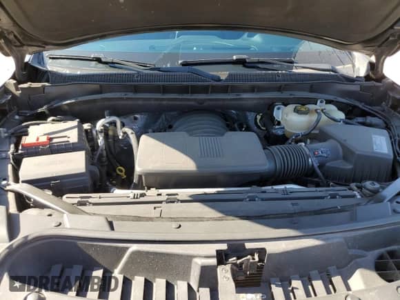 ✅ 2021 Chevrolet Suburban RST • VIN: 1GNSCEKD5MR335499 • Lot: 54932675. Wystawiony na Copart z przebiegiem 147 185 mil. Bezpłatny archiwum sprzedaży aukcyjnych z USA i szczegółowy raport historii pojazdu na DreamBid. Zdjęcie 12.