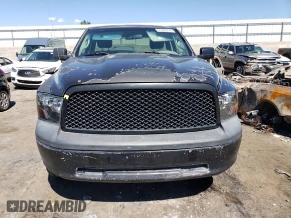 2010 Dodge 1500 ST z VIN 3D7JB1EK3AG148872, wystawiony jako Copart lot #61501214 z przebiegiem 237 197 mil mil oraz Czysty tytuł • Clean title. Historia ofert i sprzedaży dostępna na DreamBid. Obrazek 5.