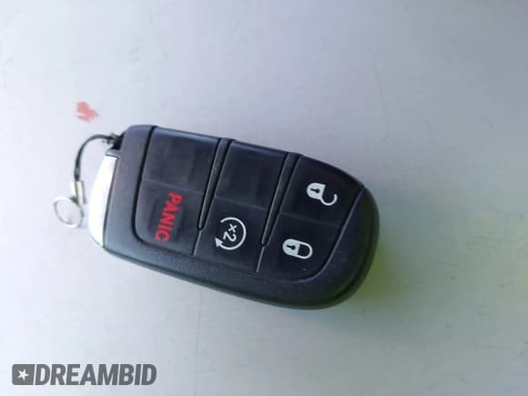 ✅ 2018 Jeep Renegade Latitude • VIN: ZACCJBBB7JPJ30032 • Lot: 43408219. Wystawiony na IAAI z przebiegiem 54 791 mil. Bezpłatny archiwum sprzedaży aukcyjnych z USA i szczegółowy raport historii pojazdu na DreamBid. Zdjęcie 11.