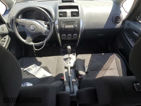 ✅ 2009 Suzuki SX4 Touring AWD • VIN: JS2YB417696202731 • Lot: 54552405. Listed on Copart with 75,446 mi. Free auction sales archive from the USA and detailed vehicle history report at DreamBid. Image 8.