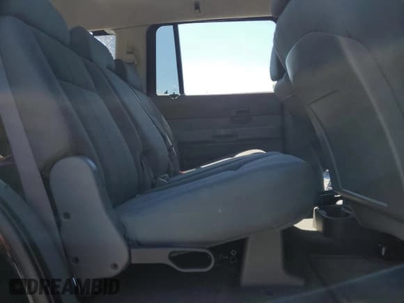 ✅ 2005 Dodge Durango SXT • VIN: 1D4HB38N95F624546 • Лот: 70493515. Опубликован ранее на Copart с пробегом 132 254 миль. Бесплатный доступ к архиву аукционных продаж из США и подробный отчёт об истории автомобиля на DreamBid. Изображение 11.