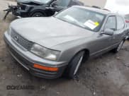 ✅ 1996 Lexus LS 400 • VIN: JT8BH22F5T0065184 • Лот: 41498189. Опубликован ранее на IAAI с пробегом 243 842 миль. Бесплатный доступ к архиву аукционных продаж из США и подробный отчёт об истории автомобиля на DreamBid. Изображение 2.