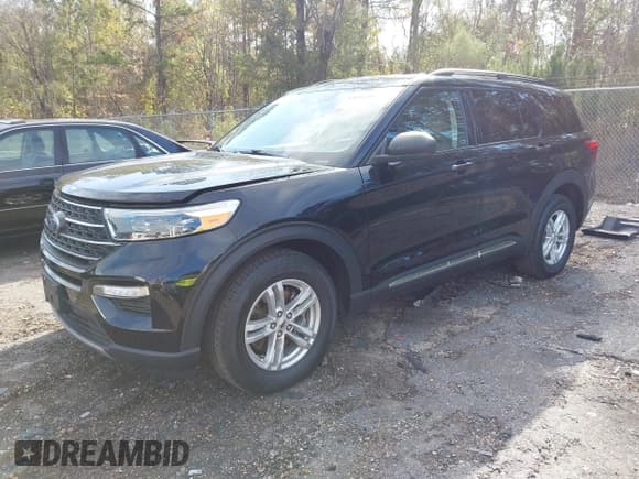 ✅ 2024 Ford Explorer XLT • VIN: 1FMSK7DH3RGA84441 • Lot: 43822795. Wystawiony na IAAI z przebiegiem 41 396 mil. Bezpłatny archiwum sprzedaży aukcyjnych z USA i szczegółowy raport historii pojazdu na DreamBid. Zdjęcie 17.