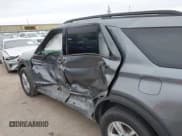 ✅ 2022 Ford Explorer XLT • VIN: 1FMSK7DH7NGA45992 • Lot: 41528896. Wystawiony na IAAI z przebiegiem Nie podano. Bezpłatny archiwum sprzedaży aukcyjnych z USA i szczegółowy raport historii pojazdu na DreamBid. Zdjęcie 6.