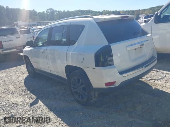 ✅ 2014 Jeep Compass Limited • VIN: 1C4NJCCB2ED679190 • Lot: 43374000. Listed on IAAI with 152,794 mi. Free auction sales archive from the USA and detailed vehicle history report at DreamBid. Image 3.