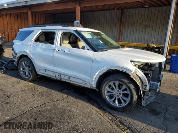 ✅ 2021 Ford Explorer XLT • VIN: 1FMSK8DH4MGA53536 • Lot: 51454085. Wystawiony na Copart z przebiegiem 64 733 mil. Bezpłatny archiwum sprzedaży aukcyjnych z USA i szczegółowy raport historii pojazdu na DreamBid. Zdjęcie 4.