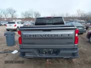 ✅ 2020 Chevrolet Silverado 1500 RST • VIN: 1GCUYEEL6LZ235092 • Lot: 40941939. Wystawiony na IAAI z przebiegiem 83 623 mil. Bezpłatny archiwum sprzedaży aukcyjnych z USA i szczegółowy raport historii pojazdu na DreamBid. Zdjęcie 16.