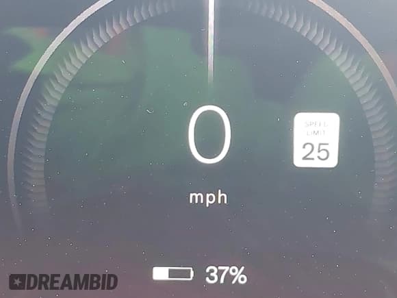 ✅ 2024 Lucid Air Pure • VIN: 50EA1PGA4RA004886 • Lot: 41349451. Listed on IAAI with 4,165 mi. Free auction sales archive from the USA and detailed vehicle history report at DreamBid. Image 18.