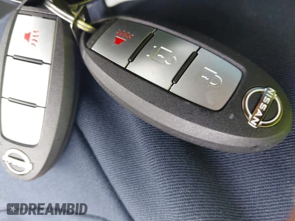 ✅ 2024 Nissan Z Nismo • VIN: JN1BZ4CH7RM360818 • Lot: 42733312. Listed on IAAI with 3,306 mi. Free auction sales archive from the USA and detailed vehicle history report at DreamBid. Image 11.