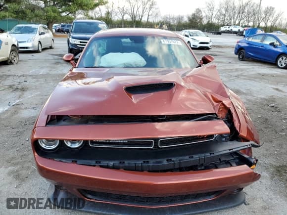 ✅ 2022 Dodge Challenger R/T • VIN: 2C3CDZBT6NH113049 • Lot: 67957622. Wystawiony na Copart z przebiegiem 4 131 mil. Bezpłatny archiwum sprzedaży aukcyjnych z USA i szczegółowy raport historii pojazdu na DreamBid. Zdjęcie 5.