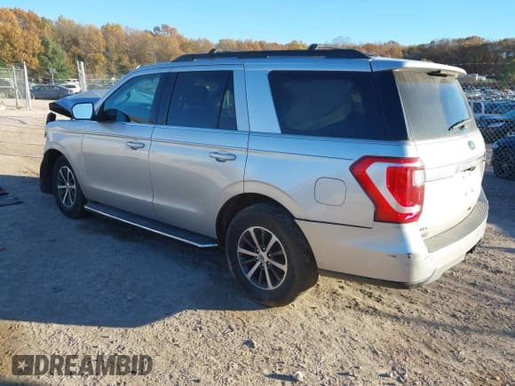 ✅ 2019 Ford Expedition XLT • VIN: 1FMJU1JT5KEA29955 • Лот: 43602703. Опубликован ранее на IAAI с пробегом 152 610 миль. Бесплатный доступ к архиву аукционных продаж из США и подробный отчёт об истории автомобиля на DreamBid. Изображение 3.