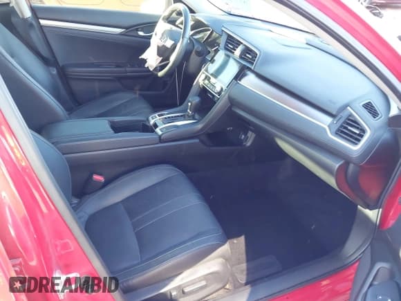 ✅ 2018 Honda Civic Touring • VIN: JHMFC1F97JX043335 • Лот: 43490395. Опубликован ранее на IAAI с пробегом 30 000 миль. Бесплатный доступ к архиву аукционных продаж из США и подробный отчёт об истории автомобиля на DreamBid. Изображение 5.