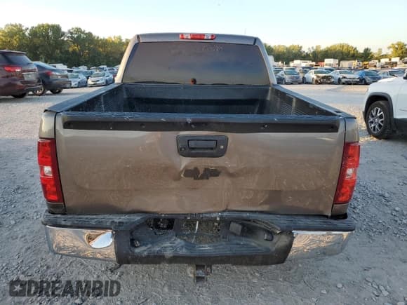 ✅ 2013 Chevrolet Silverado 1500 LT • VIN: 3GCPKSE73DG348841 • Lot: 71023204. Listed on Copart with 176,999 mi. Free auction sales archive from the USA and detailed vehicle history report at DreamBid. Image 6.