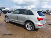 ✅ 2014 Audi Q5 Premium • VIN: WA1CFAFP5EA055478 • Lot: 43160693. Wystawiony na IAAI z przebiegiem 161 434 mil. Bezpłatny archiwum sprzedaży aukcyjnych z USA i szczegółowy raport historii pojazdu na DreamBid. Zdjęcie 3.