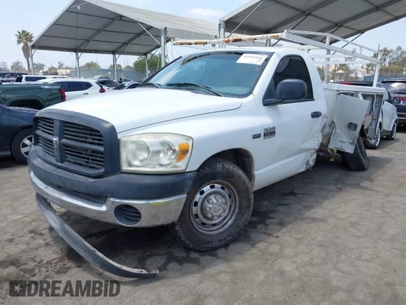 ✅ 2007 Dodge 2500 ST • VIN: 3D6WR26D77G817472 • Лот: 42416653. Опубликован ранее на IAAI с пробегом 171 270 миль. Бесплатный доступ к архиву аукционных продаж из США и подробный отчёт об истории автомобиля на DreamBid. Изображение 17.