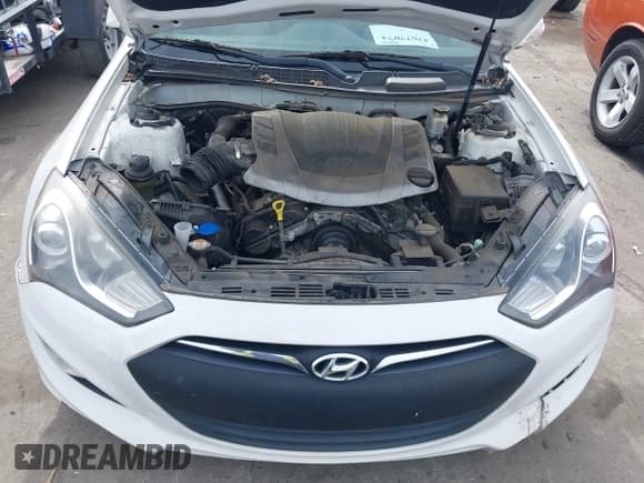 ✅ 2013 Hyundai Genesis Coupe Grand Touring • VIN: KMHHU6KJ9DU093675 • Lot: 43677074. Wystawiony na IAAI z przebiegiem 192 721 mil. Bezpłatny archiwum sprzedaży aukcyjnych z USA i szczegółowy raport historii pojazdu na DreamBid. Zdjęcie 10.