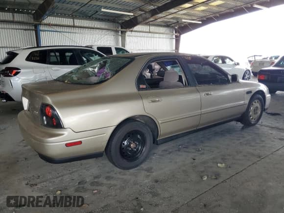 ✅ 1994 Honda Accord EX • VIN: JHMCD5666RC090758 • Lot: 82179505. Listed on Copart with 11,492 mi. Free auction sales archive from the USA and detailed vehicle history report at DreamBid. Image 3.