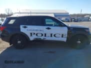 ✅ 2020 Ford Police Interceptor Utility • VIN: 1FM5K8AWXLGC99666 • Lot: 41021814. Wystawiony na IAAI z przebiegiem 112 964 mil. Bezpłatny archiwum sprzedaży aukcyjnych z USA i szczegółowy raport historii pojazdu na DreamBid. Zdjęcie 14.