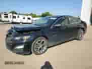 2019 Chevrolet Malibu RS z VIN 1G1ZG5ST3KF189145, wystawiony jako Copart lot #80849515 z przebiegiem 100 376 mil mil oraz Czysty tytuł • Clean title. Historia ofert i sprzedaży dostępna na DreamBid. Obrazek 1.