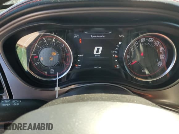 ✅ 2023 Dodge Challenger R/T Scat Pack • VIN: 2C3CDZFJXPH647926 • Lot: 81597425. Wystawiony na Copart z przebiegiem 18 673 mil. Bezpłatny archiwum sprzedaży aukcyjnych z USA i szczegółowy raport historii pojazdu na DreamBid. Zdjęcie 9.