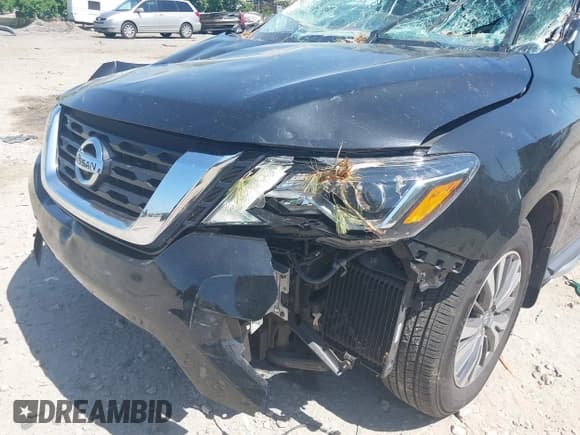 ✅ 2020 Nissan Pathfinder SL • VIN: 5N1DR2CM8LC642806 • Lot: 42572845. Listed on IAAI with 45,286 mi. Free auction sales archive from the USA and detailed vehicle history report at DreamBid. Image 6.