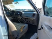 ✅ 1998 Ford F-150 • VIN: 1FTZF1720WNB95970 • Lot: 43591109. Wystawiony na IAAI z przebiegiem 190 321 mil. Bezpłatny archiwum sprzedaży aukcyjnych z USA i szczegółowy raport historii pojazdu na DreamBid. Zdjęcie 5.