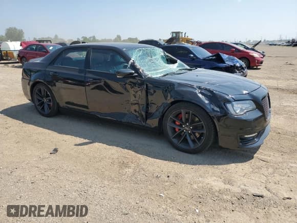 ✅ 2023 Chrysler 300 C • VIN: 2C3CCAPJ2PH542445 • Лот: 64880055. Опубликован ранее на Copart с пробегом 23 204 миль. Бесплатный доступ к архиву аукционных продаж из США и подробный отчёт об истории автомобиля на DreamBid. Изображение 4.