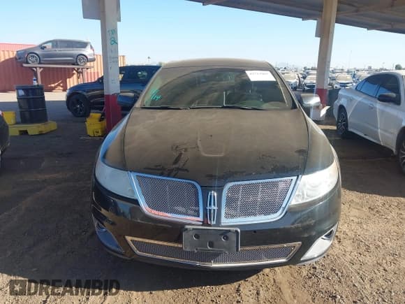 ✅ 2009 Lincoln MKS • VIN: 1LNHM94R49G635419 • Lot: 43712965. Wystawiony na IAAI z przebiegiem 220 597 mil. Bezpłatny archiwum sprzedaży aukcyjnych z USA i szczegółowy raport historii pojazdu na DreamBid. Zdjęcie 6.