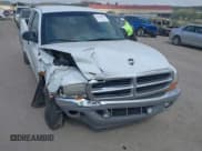 ✅ 1998 Dodge Dakota SLT • VIN: 1B7GG22X5WS560609 • Lot: 42146071. Wystawiony na IAAI z przebiegiem Nie podano. Bezpłatny archiwum sprzedaży aukcyjnych z USA i szczegółowy raport historii pojazdu na DreamBid. Zdjęcie 6.