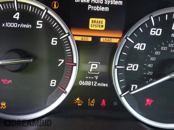 ✅ 2018 Acura TLX Technology • VIN: 19UUB3F59JA002262 • Lot: 43689392. Wystawiony na IAAI z przebiegiem 68 812 mil. Bezpłatny archiwum sprzedaży aukcyjnych z USA i szczegółowy raport historii pojazdu na DreamBid. Zdjęcie 15.