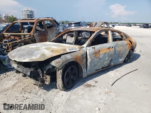 ✅ 2024 Kia K5 GT-Line • VIN: 5XXG64J29RG261255 • Lot: 80864165. Wystawiony na Copart z przebiegiem Nie podano. Bezpłatny archiwum sprzedaży aukcyjnych z USA i szczegółowy raport historii pojazdu na DreamBid. Zdjęcie 1.