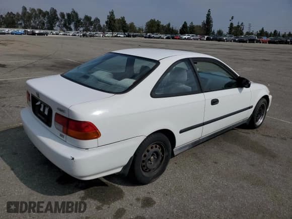 ✅ 1997 Honda Civic DX • VIN: 1HGEJ6225VL092783 • Лот: 53537435. Опубликован ранее на Copart с пробегом 104 014 миль. Бесплатный доступ к архиву аукционных продаж из США и подробный отчёт об истории автомобиля на DreamBid. Изображение 3.