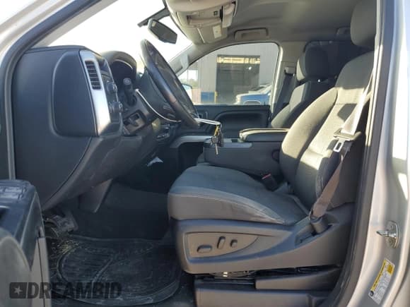 ✅ 2015 Chevrolet Silverado 1500 LT • VIN: 3GCUKREC6FG177076 • Лот: 87390495. Опубликован ранее на Copart с пробегом 74 609 миль. Бесплатный доступ к архиву аукционных продаж из США и подробный отчёт об истории автомобиля на DreamBid. Изображение 7.