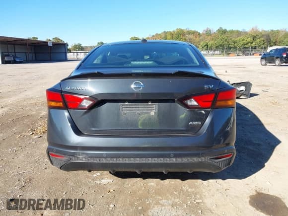 ✅ 2021 Nissan Altima SV • VIN: 1N4BL4DW2MN307142 • Lot: 43425404. Wystawiony na IAAI z przebiegiem 101 973 mil. Bezpłatny archiwum sprzedaży aukcyjnych z USA i szczegółowy raport historii pojazdu na DreamBid. Zdjęcie 16.