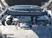 ✅ 2019 Jeep Cherokee Latitude Plus • VIN: 1C4PJLLNXKD290098 • Lot: 40840063. Wystawiony na IAAI z przebiegiem 202 244 mil. Bezpłatny archiwum sprzedaży aukcyjnych z USA i szczegółowy raport historii pojazdu na DreamBid. Zdjęcie 10.