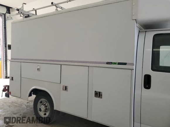 ✅ 2015 Chevrolet Express Commercial • VIN: 1GB0G2CF8F1128808 • Лот: 46713384. Опубликован ранее на Copart с пробегом 184 862 миль. Бесплатный доступ к архиву аукционных продаж из США и подробный отчёт об истории автомобиля на DreamBid. Изображение 10.