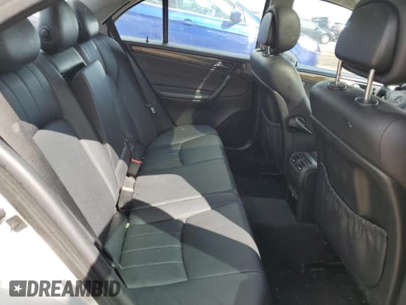 ✅ 2007 Mercedes-Benz C 280 Luxury • VIN: WDBRF54H77F923469 • Лот: 52780005. Опубликован ранее на Copart с пробегом 237 746 миль. Бесплатный доступ к архиву аукционных продаж из США и подробный отчёт об истории автомобиля на DreamBid. Изображение 10.