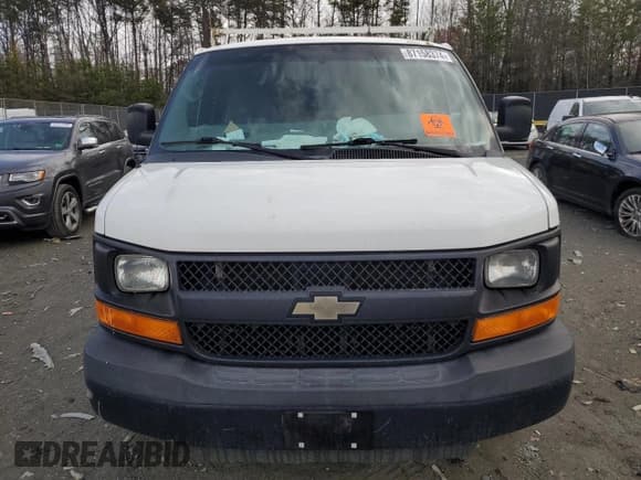 ✅ 2015 Chevrolet Express Cargo • VIN: 1GCWGGCF2F1139631 • Lot: 87158374. Listed on Copart with 202,457 mi. Free auction sales archive from the USA and detailed vehicle history report at DreamBid. Image 5.