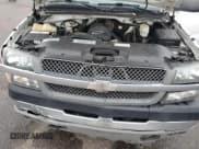 ✅ 2003 Chevrolet Silverado 2500HD Work Truck • VIN: 1GCHK24U53E371443 • Lot: 82538005. Wystawiony na Copart z przebiegiem 189 003 mil. Bezpłatny archiwum sprzedaży aukcyjnych z USA i szczegółowy raport historii pojazdu na DreamBid. Zdjęcie 11.