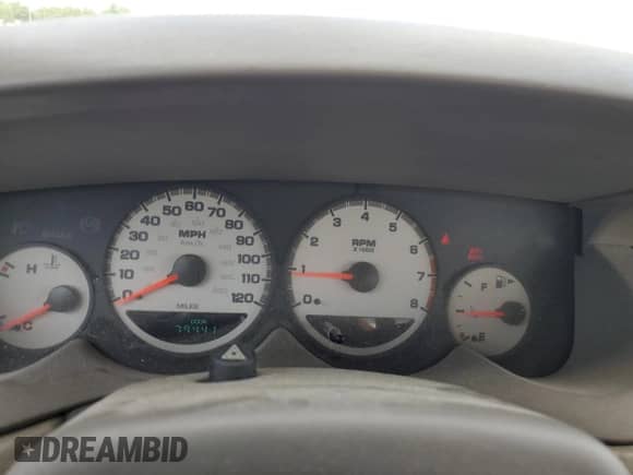 2005 Dodge Neon SXT z VIN 1B3ES56C05D107713, wystawiony jako Copart lot #59568885 z przebiegiem 79 441 mil mil oraz Szkoda całkowita • Salvage title. Historia ofert i sprzedaży dostępna na DreamBid. Obrazek 9.