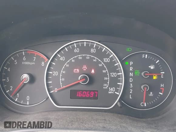 ✅ 2007 Suzuki SX4 • VIN: JS2YB413975108407 • Lot: 42422076. Wystawiony na IAAI z przebiegiem 160 697 mil. Bezpłatny archiwum sprzedaży aukcyjnych z USA i szczegółowy raport historii pojazdu na DreamBid. Zdjęcie 7.